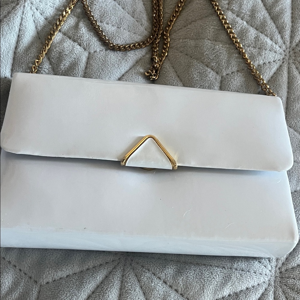 Vintage EUC Panache Ganson patent leather crossbody clutch gold chain V classic